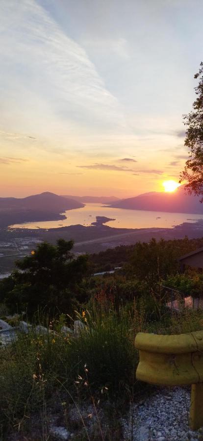 Vujas Village Pleasure Kotor Zewnętrze zdjęcie